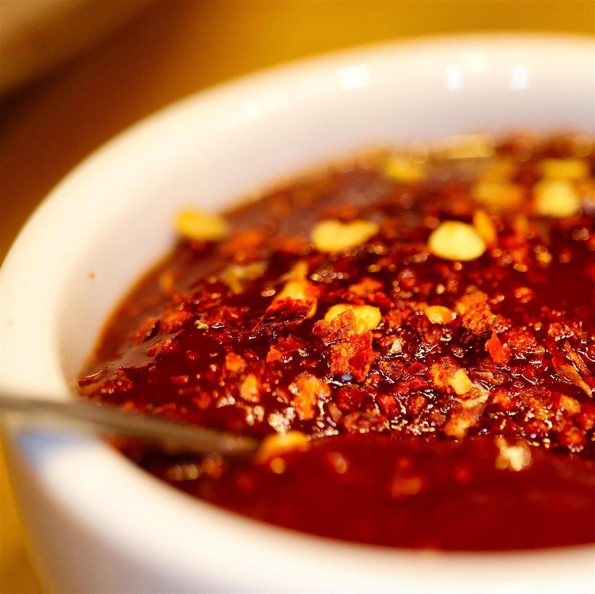 Sriracha hot scharfe Chili Hot Sauce UNI-EAGLE 6x 815g